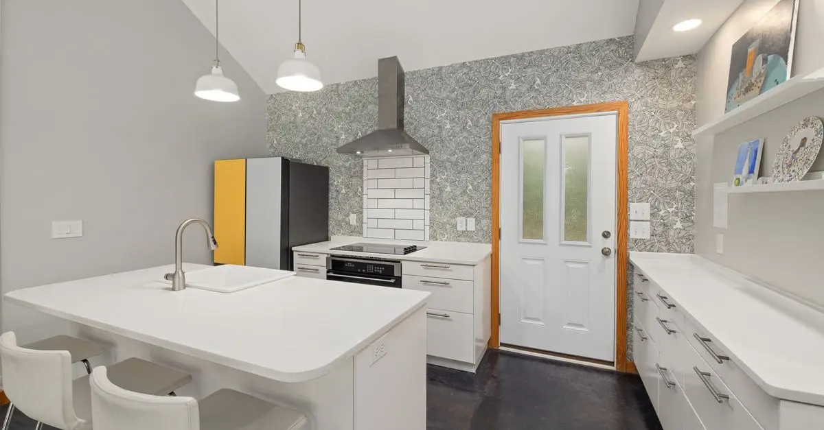 10 Essential Tips for Creating a Pet-Friendly Kitchen