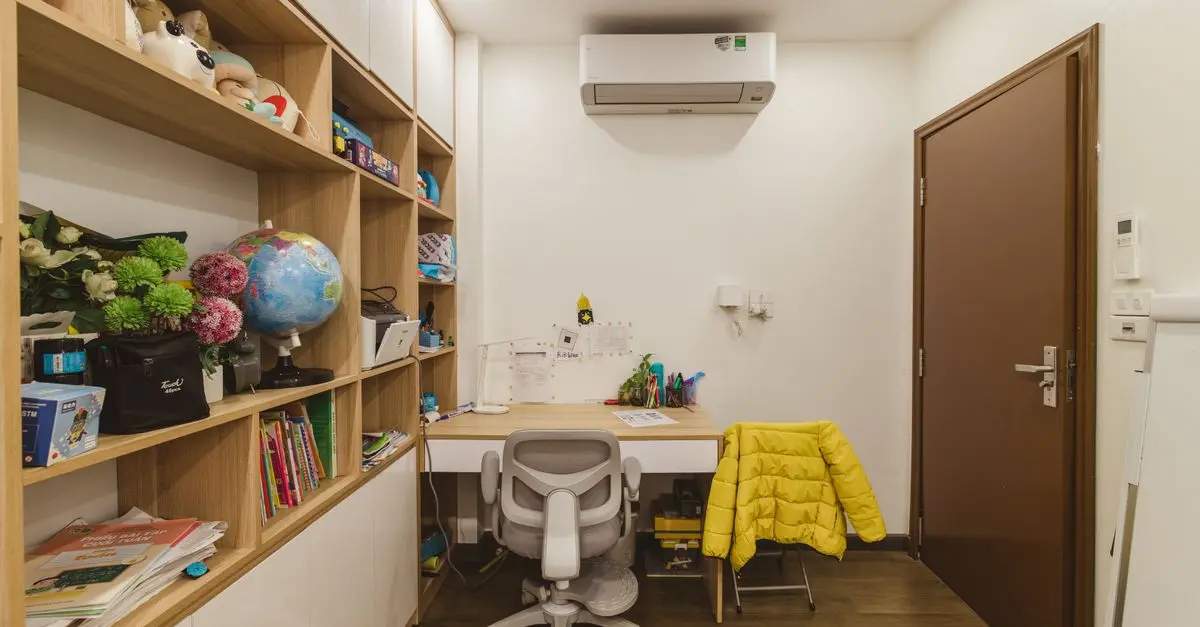 How to Create a Pet-Friendly Office Space at Home