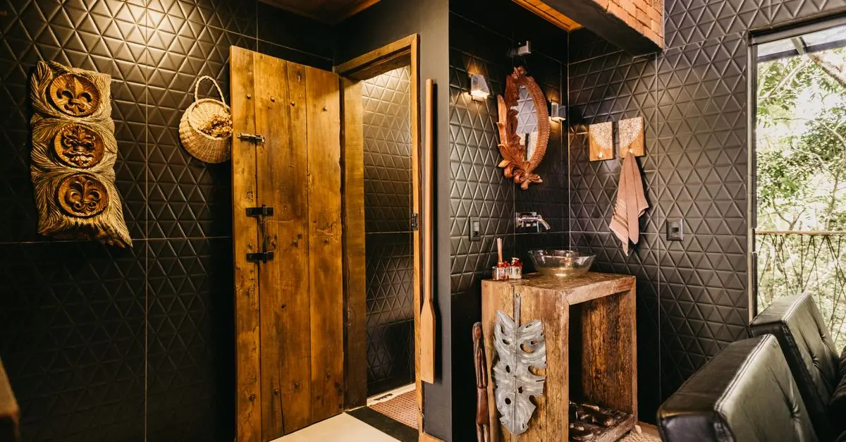 Creating a Pet-Friendly Bathroom: Essential Tips